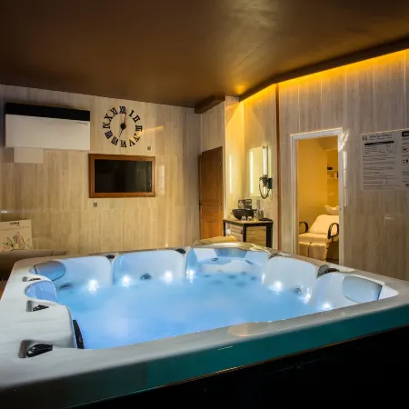 Demeures & Châteaux - Hôtel Greuze & Spa Tournus
