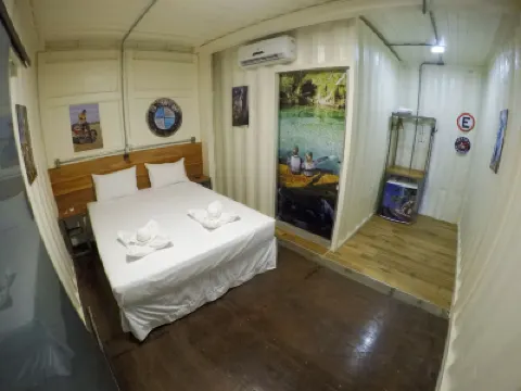 Hotel Bonito Motobox - Hotel Container Hotel di 