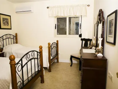 Beautiful Holiday House for 10 Persons, with Swimming Pool