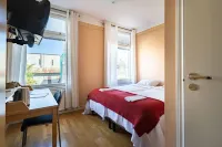 Christos Bistro Hotels in Söderhamn