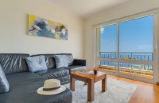 선셋 호라이즌 바이 애틀랜틱 홀리데이