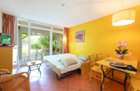 Sowell Family Grau du Roi