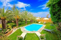 Villa Karteros with Private Swimming Pool