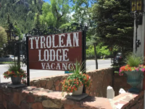ไทโรลีน ลอดจ์ โรงแรมในแอสเพน