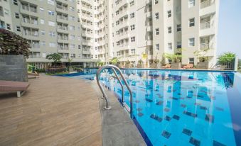 Cozy and Clean 1Br Apartment at Parahyangan Residence