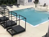 Four Points by Sheraton Atlanta Airport West - Pools
