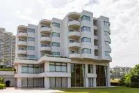 WISTERIAN LIFE CLUB TOBA Hotels in Toba