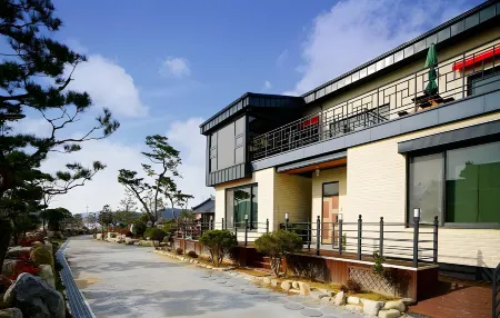 Jeongeup Mimi House Pension Отели в г. Чонып