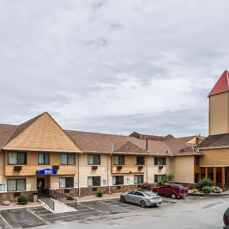 Rodeway Inn & Suites Madison East