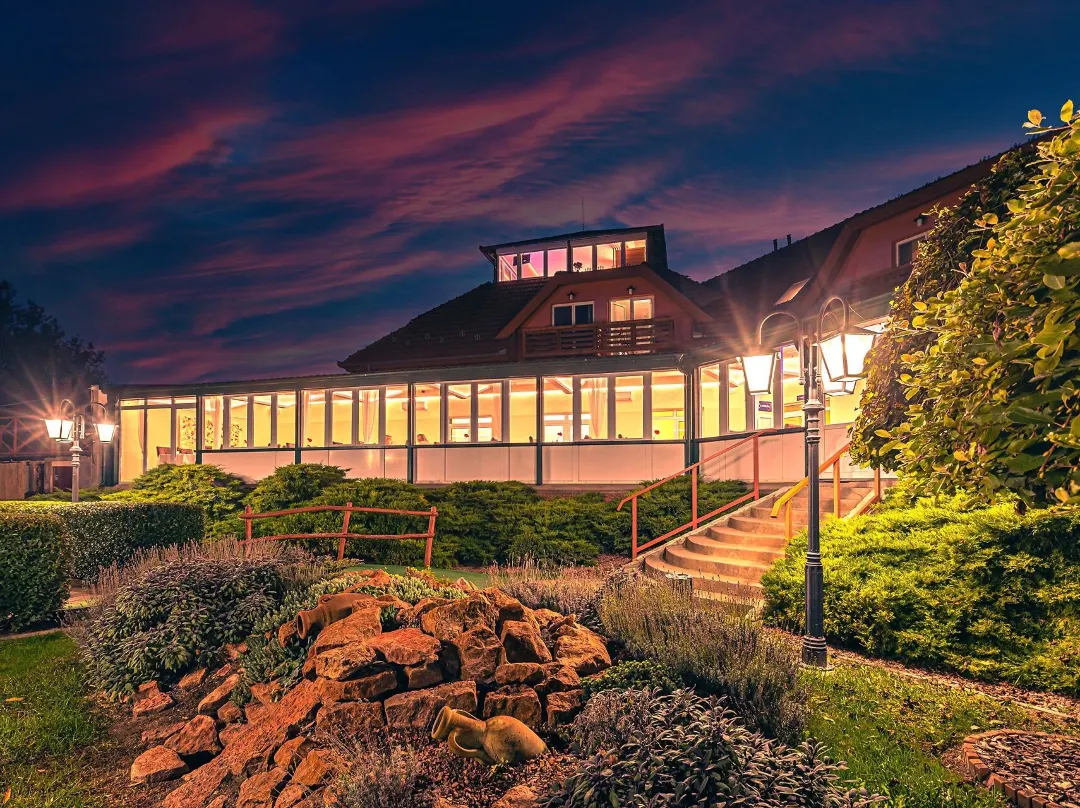Mártoni Resort & Restaurant - Ráckeve