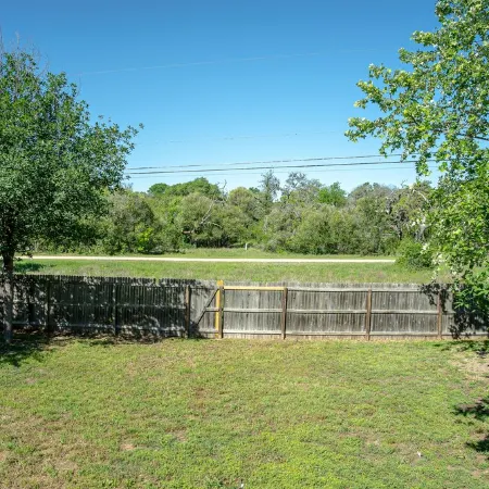 Beautifully remodeled Boerne Charm home located minutes from downtown