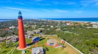 Pool, Hot Tub and Expansive Balcony - Stunning Coastal Oasis