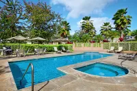 Stunning Golf Course Views and Resort Amenities - Elegant Hawaiian Retreat