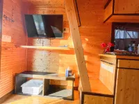 Lakefront Relaxation with Stunning Views - Enchanting Glamping Escape