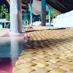 Jaymy Beach Fales - parking