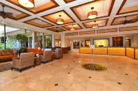 Stunning Ocean View Condo with Jacuzzi & Spa Amenities