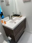 Stylish Retreat - High-Speed WiFi, Northeast Luxury Hotels in Cheverly
