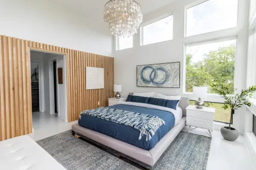 Elevated Living with Hill Country Views - Charming Treehouse Retreat فنادق في Blanco