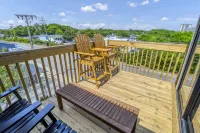 2BR Ocean Bridge | Shore Drive,Pool,Steps to Beach Hotels in Horry County