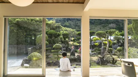 Denpaku Hataori Kobo No Aru Yado <Amamioshima>