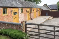 Eakley Stables - Woody - parking