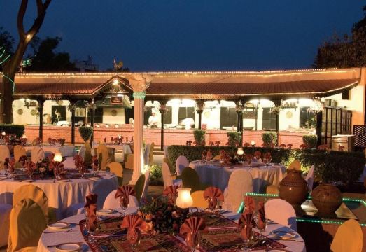 아바리 라호르 호텔