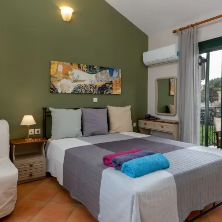 Koxyli Studios & Apartments