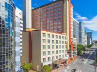 James Cook Hotel Grand Chancellor Hotels near Plimmer Steps