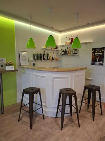 Logis Hotel l'Escargotière Dijon Sud - Chenove