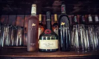 Three Tree Hill Lodge - bar