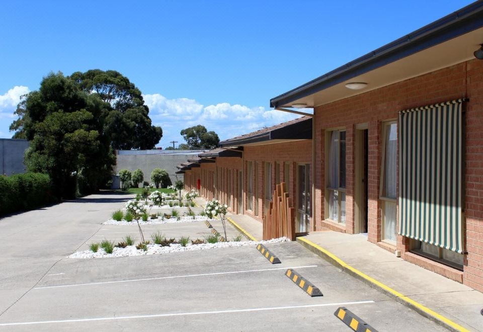 크랜번 모터 인 객실 내부