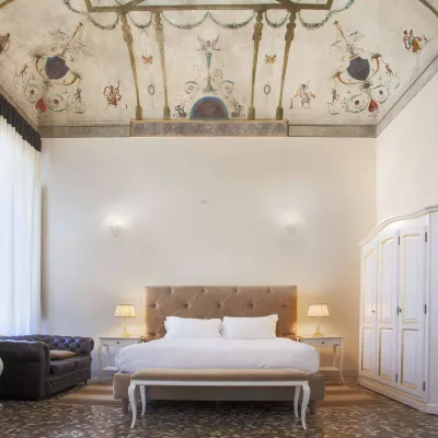 Palazzo Galletti Abbiosi Hotels near Porta Ravegnana
