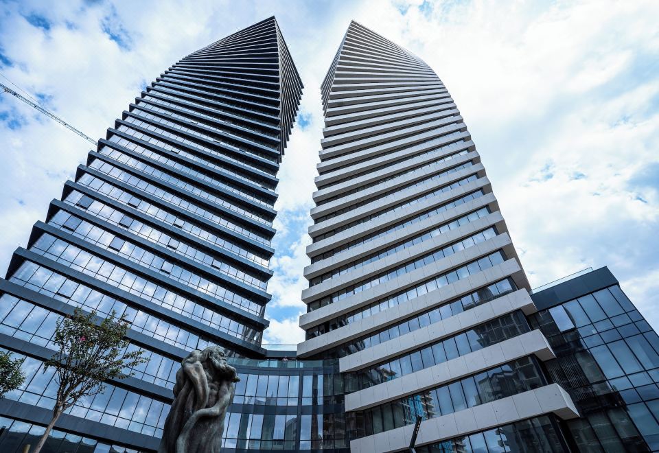 풀만 호텔 주변 풍경