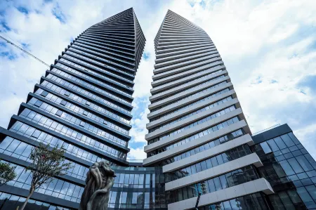 Pullman Tbilisi Axis Towers