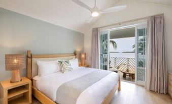 Islander Bayside Villas & Boatslips