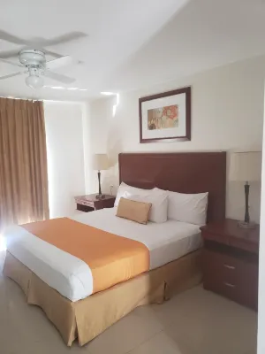 Hotel Presidente Hotels near CAMPO TURISTICO "EL SACRIFICIO"