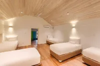 Hotel J, Unawatuna