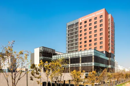 WesternLife Hotel