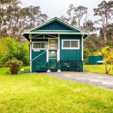 Lava Lodge at Hale Kilauea