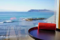 Nesaki Native - Sea View