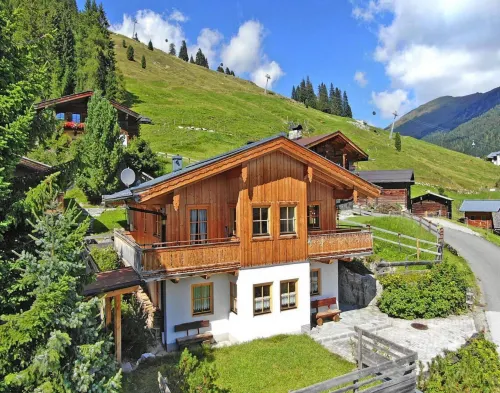 Chalet in Königsleiten Near Zillertal Arena