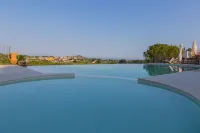 ดอนวิตโตริโอ คันทรีวิลเลจ - สระว่ายน้ำแบบอินฟินิตี้
