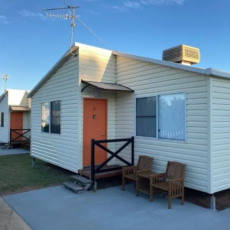 Longreach Private Apartments