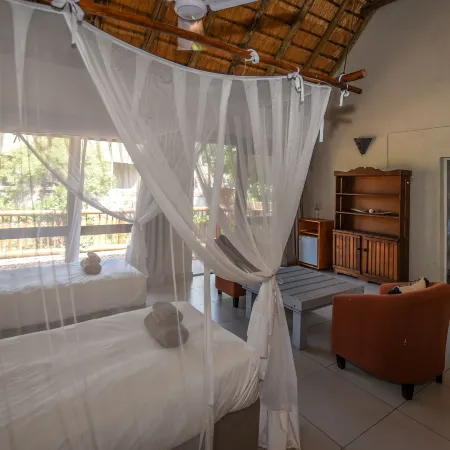 Leopard's Lair Bush Lodge