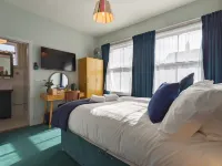 The Stirling Arms Pub & Rooms