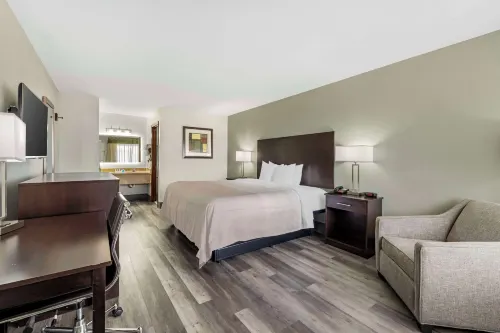Quality Inn Siloam Springs West - Pools