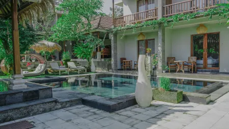 โรงแรมลอคาศรีรีทรีท