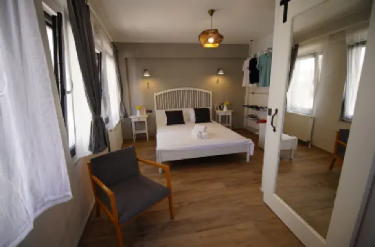 Achilles Bozcaada Hotels near Okyanus Tekne Turu