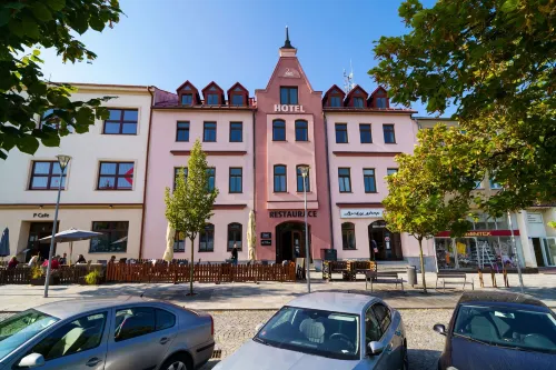 Hotel U Labutě Hotel a Zdar nad Sazavou