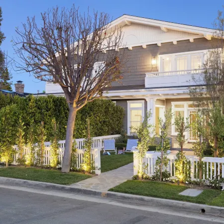 Crystal Cove by AvantStay Gorgeous Charming Newport Home
